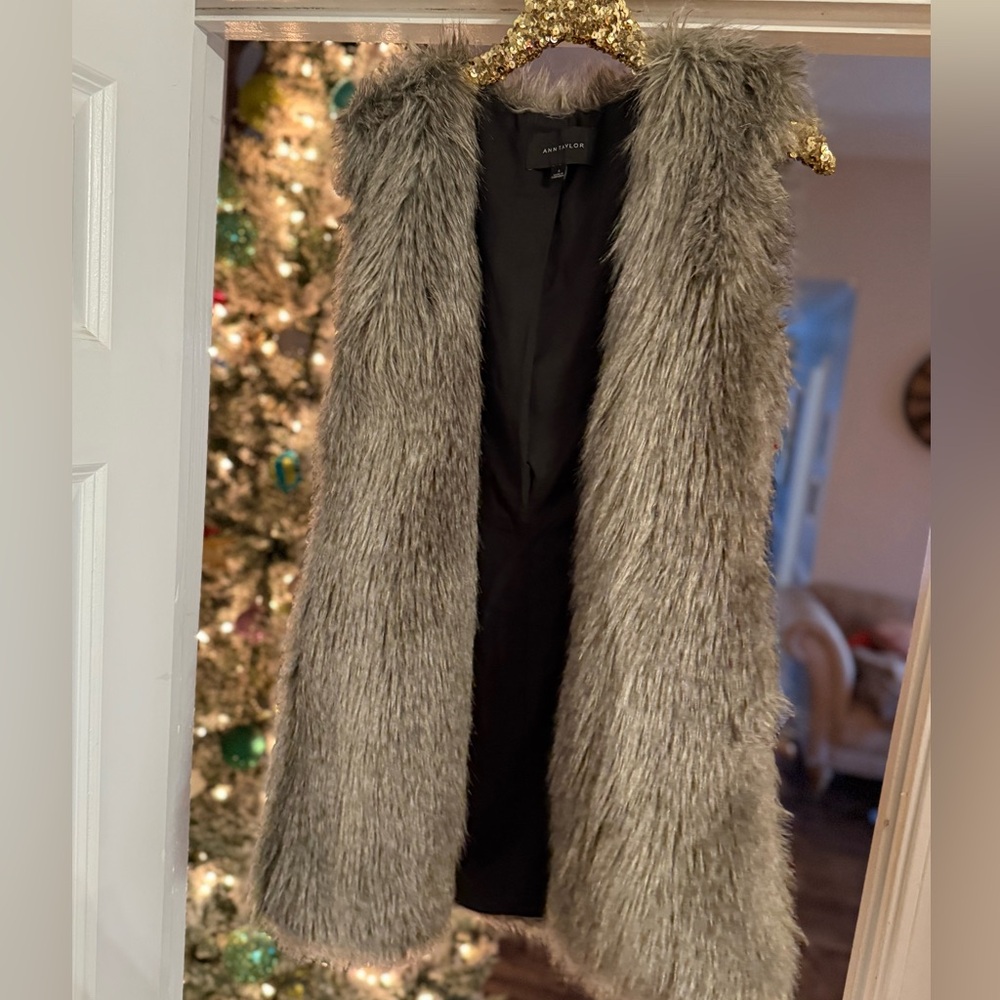 Ann Taylor Faux Fur Vest